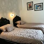 Norman With Free Parking Guest house Whitby