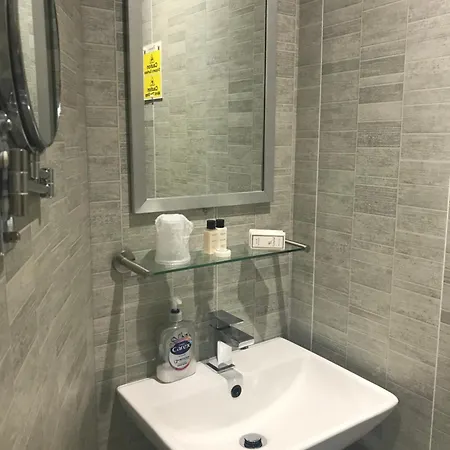 Norman With Free Parking Affittacamere