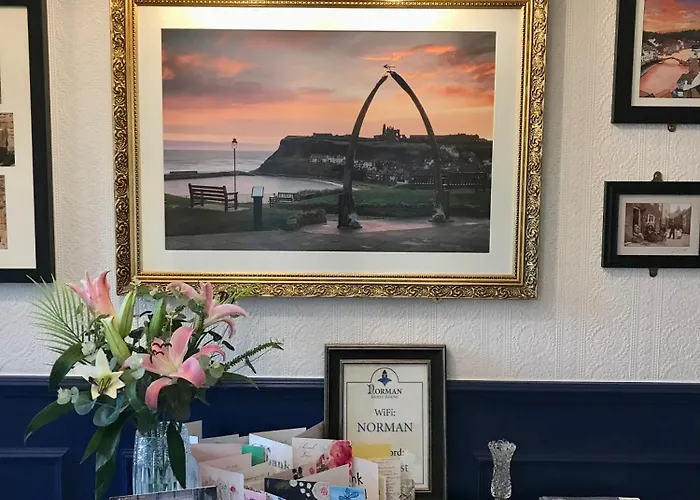 Norman With Free Parking ウィットビー