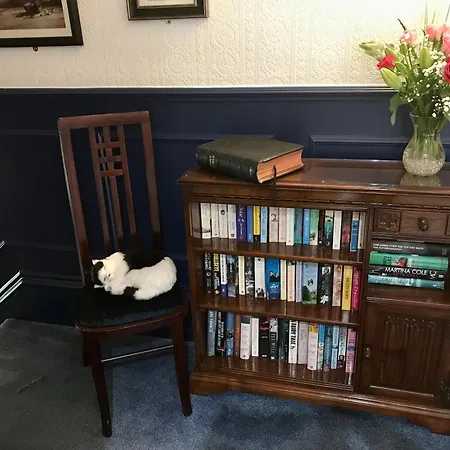 Norman With Free Parking Pensionat Whitby